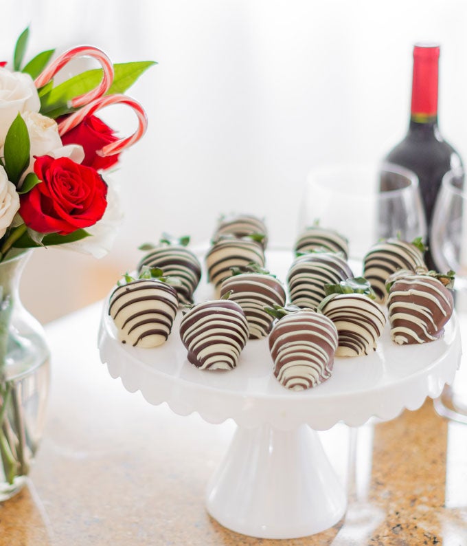 E-100_A4.jpg Belgian Chocolate Dipped Strawberries - Image 5