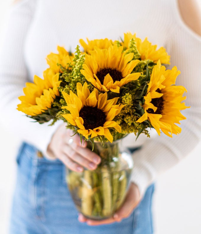 F-462_A1.jpg Stunning Sunflowers - Premium - Image 2