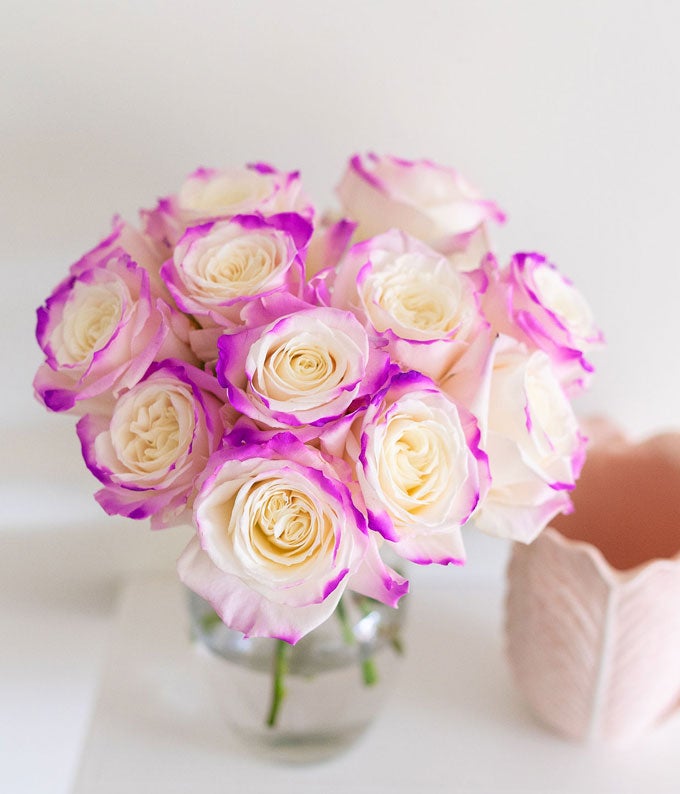 F-780_A2.jpg One Dozen Royal Roses - Image 3