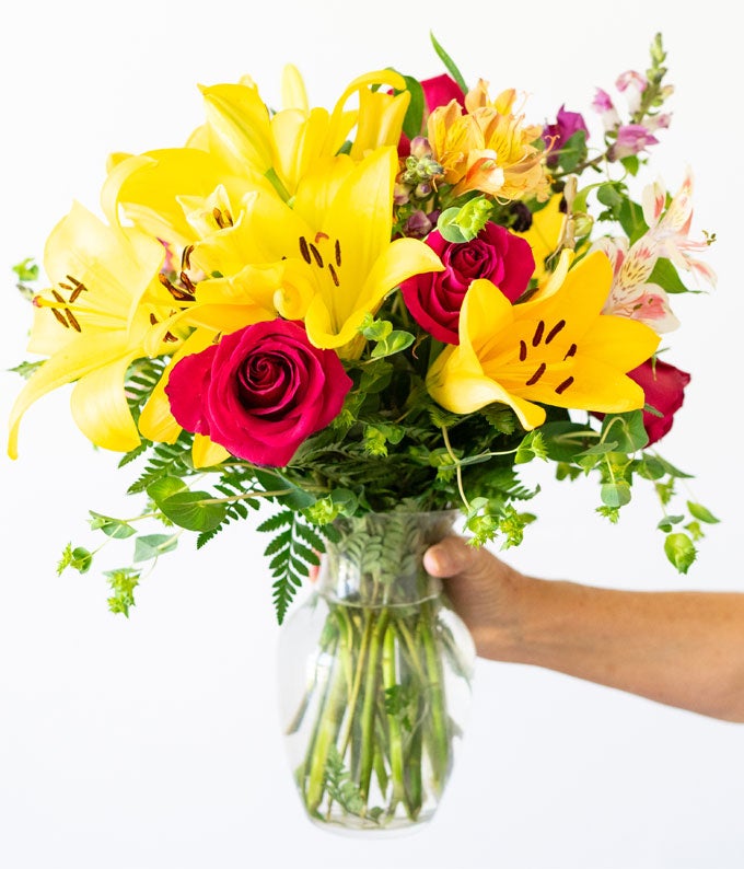 FTD-17-M1_A1.jpg Pink and Yellow Delight - Image 2