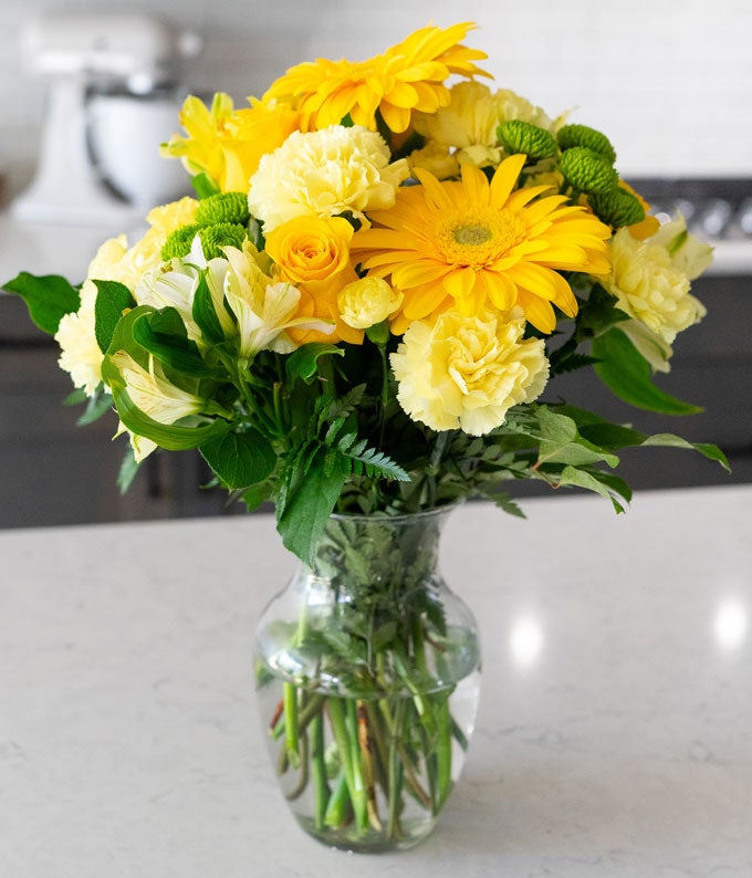 FTD-CDY_A2.jpg Bursting Yellow Bouquet - Image 3