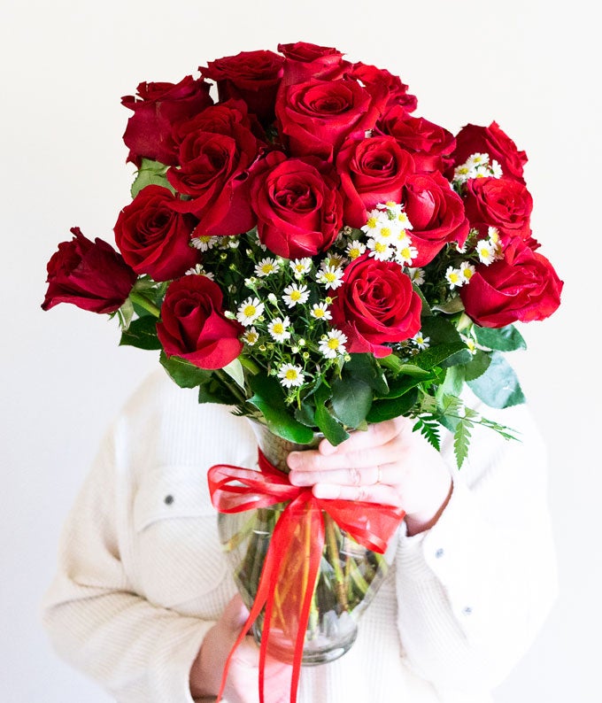 FYF-234_A4.jpg Luxury Red Roses - One Dozen - Image 5