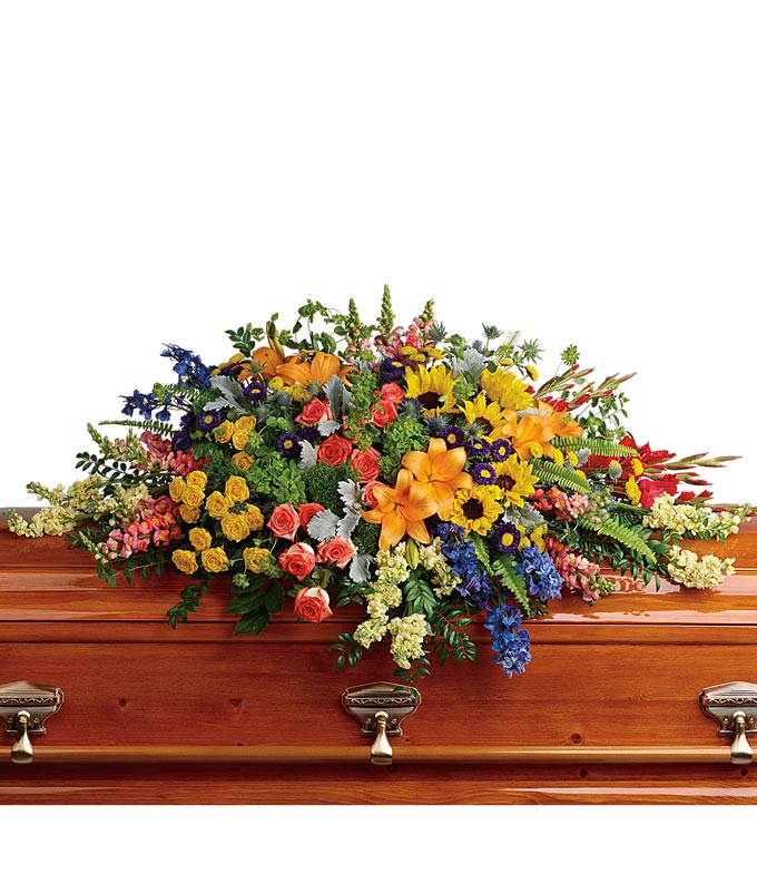 T282-5-1.jpg Garden of Love Casket Spray