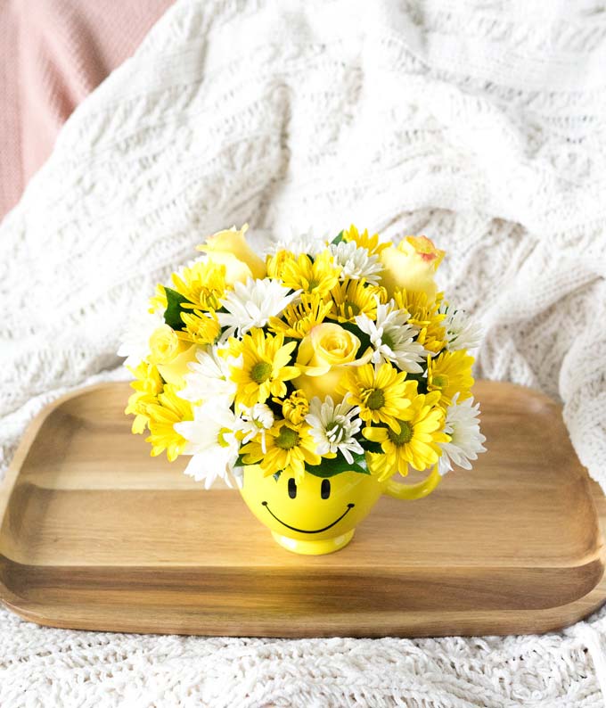 T43-1_A3.jpg Be Happy® Bouquet - Image 4