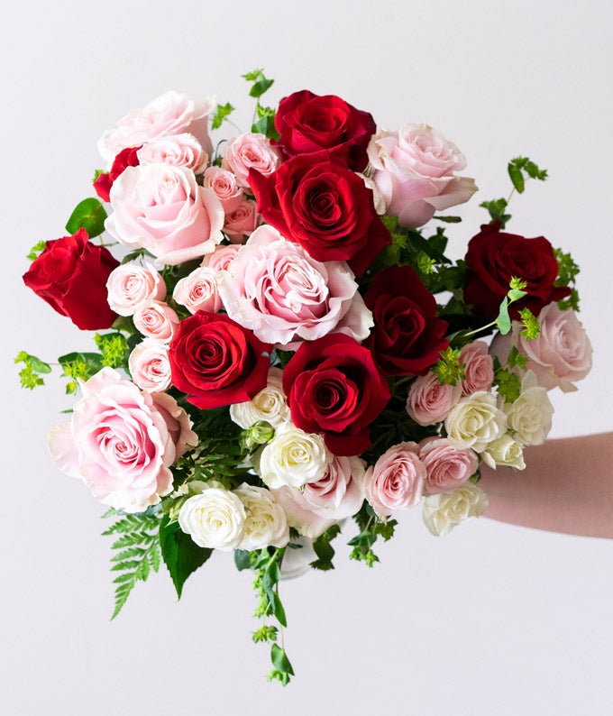 T6-1_A3.jpg Cupid's Arrangement with Red Roses - Image 4