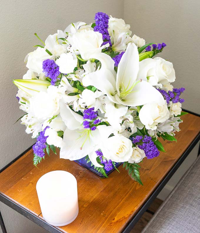 TEV25-3_A2.jpg Clear Blue Skies Bouquet - Image 3