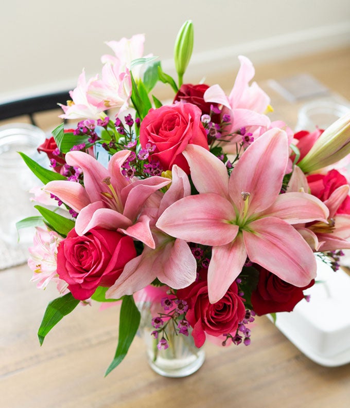 V7010_A4.jpg Rose & Lily Celebration - Image 5