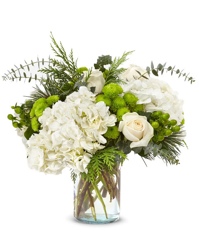 V7042-1.jpg Winter's First Flakes Bouquet