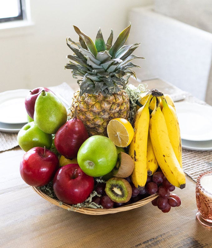 V7044_A2.jpg Premium Fruit Basket - Image 3
