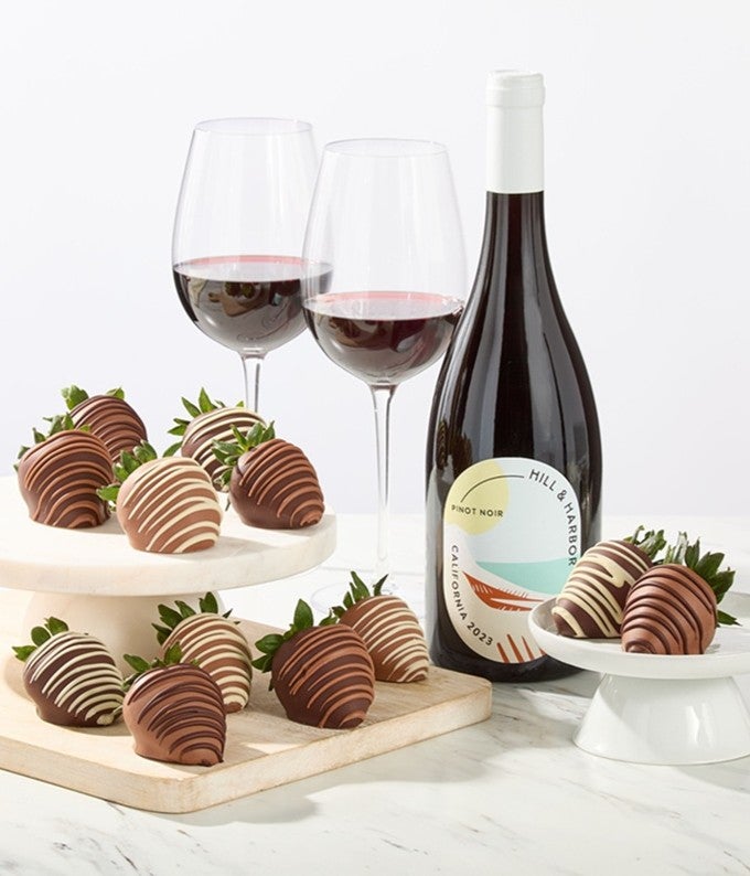 YH10C-1.jpg Gourmet Chocolate Dipped Strawberries & Red Wine