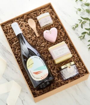 Uncork & Unwind Red Wine & Spa Gift Box